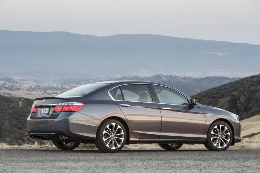  Honda Accord Sport Sedan 2013 года  (фото 58 из 147)